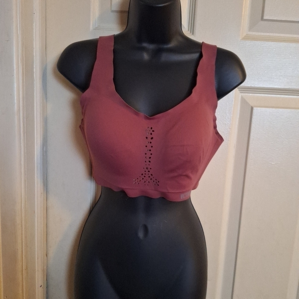 Victoria sport sports bra size 34D
